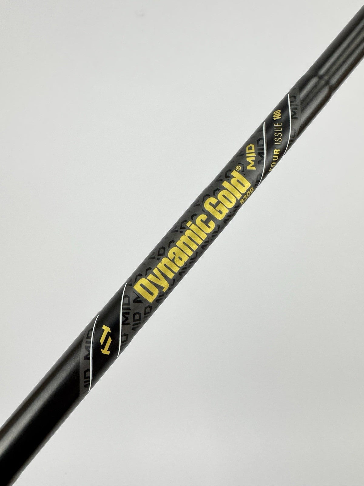 Dynamic Gold Tour Issue Iron Shaft Mid R300 Regular Steel Blackout 35.5” /327461