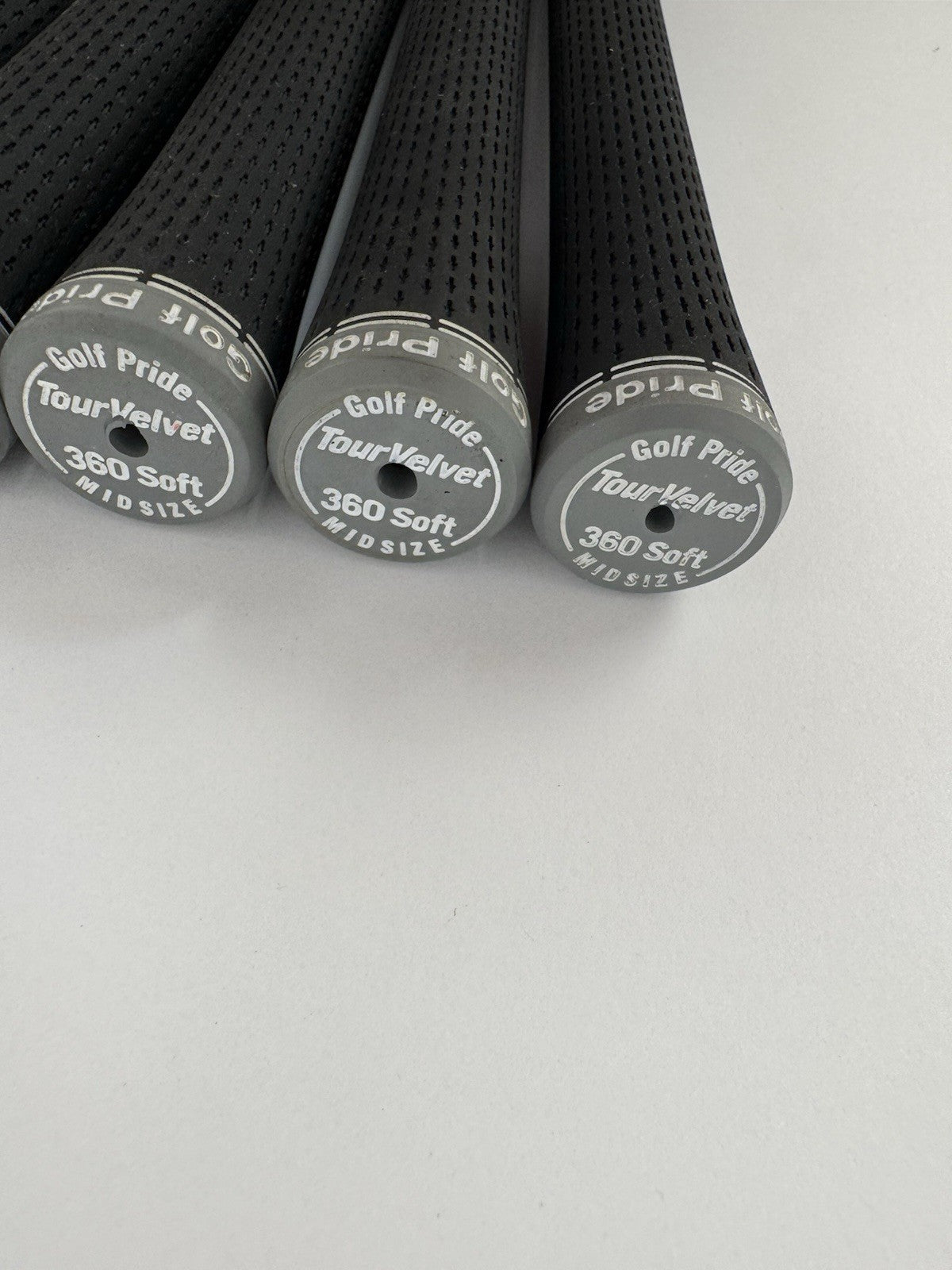Golf Pride Tour Velvet 360 Soft Grips (5) Midsize /Black /Pulled /356077