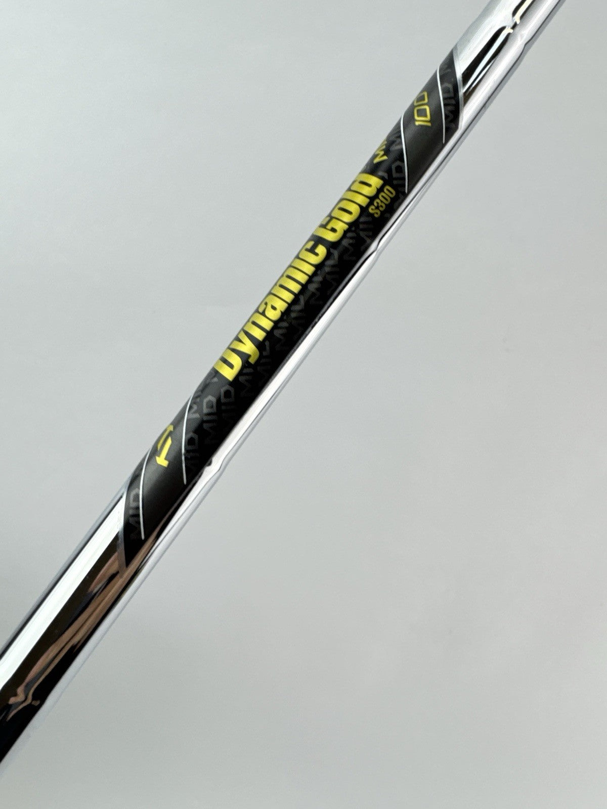 Dynamic Gold 100 Iron Shaft Mid S300 Stiff Flex Steel 35.25”/0.355 Tapered/270183