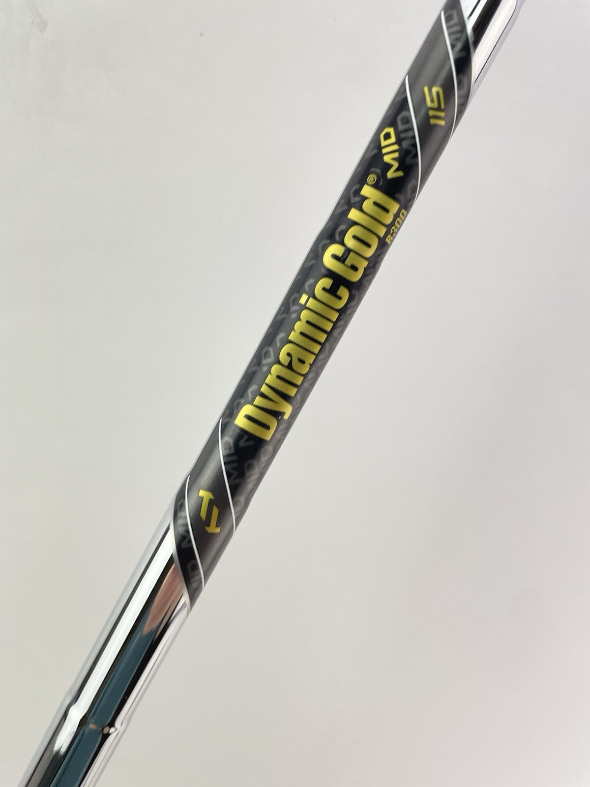Dynamic Gold Mid Iron Shaft 115 Regular Flex Steel 35.25 /0.355 Tapered /257862