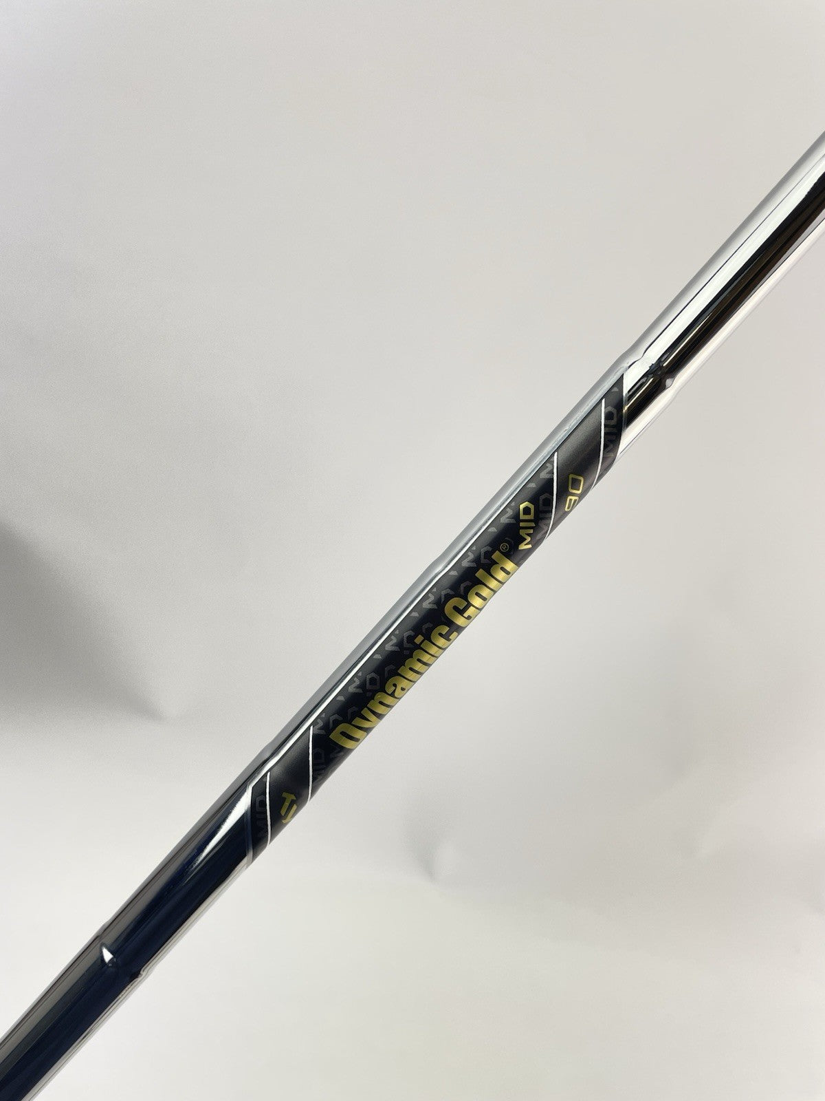 Dynamic Gold mid 90 Iron Shaft Regular Flex Steel 35” /0.370 Parallel /30352 2