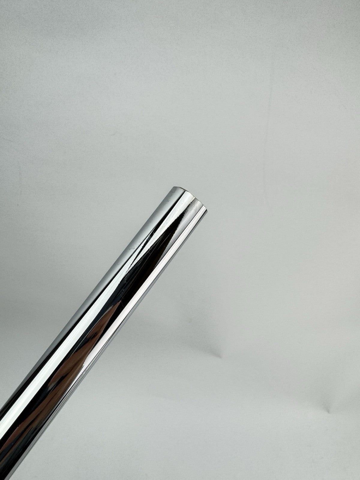 Dynamic Gold Mid 100 Iron Shaft S300 Stiff Flex Steel 35.25/0.355 Tapered /291407