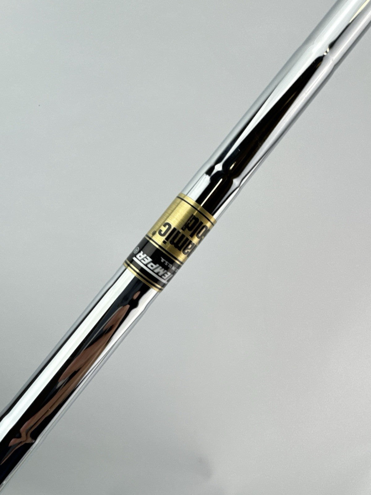 Dynamic Gold X100 Iron Shaft Extra Stiff Steel (X Flex) 34.75” /0.355 /292425