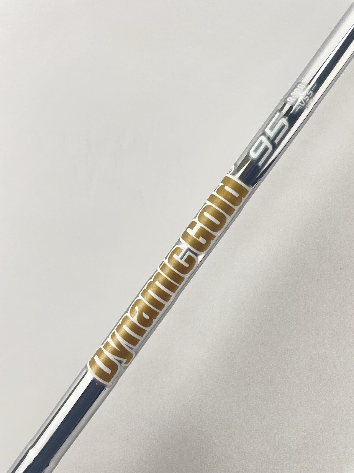 Dynamic Gold 95 Iron Shaft Vss Pro R300 Regular Flex Steel 39.5 /0.355 /239310