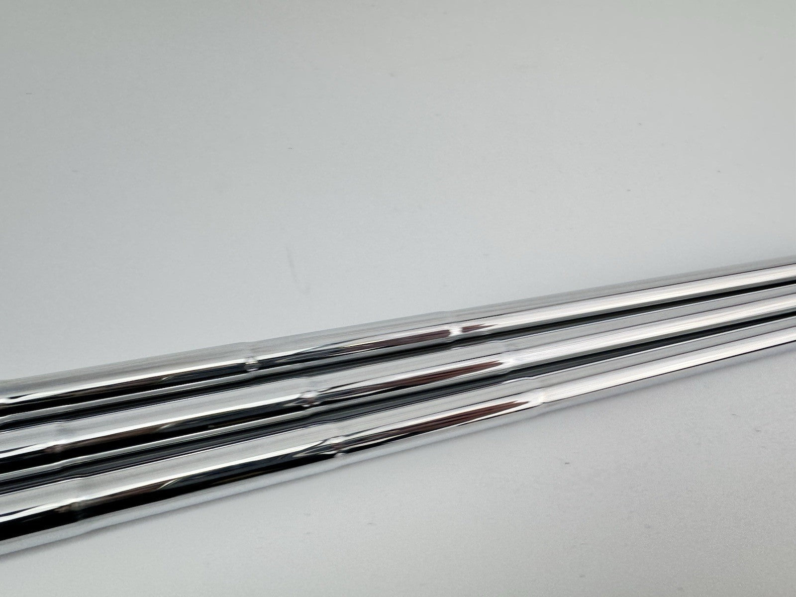 Dynamic Gold Wedge Shaft Set (3) Mid 115 R300 Regular Steel /0.355 Tapered/306366