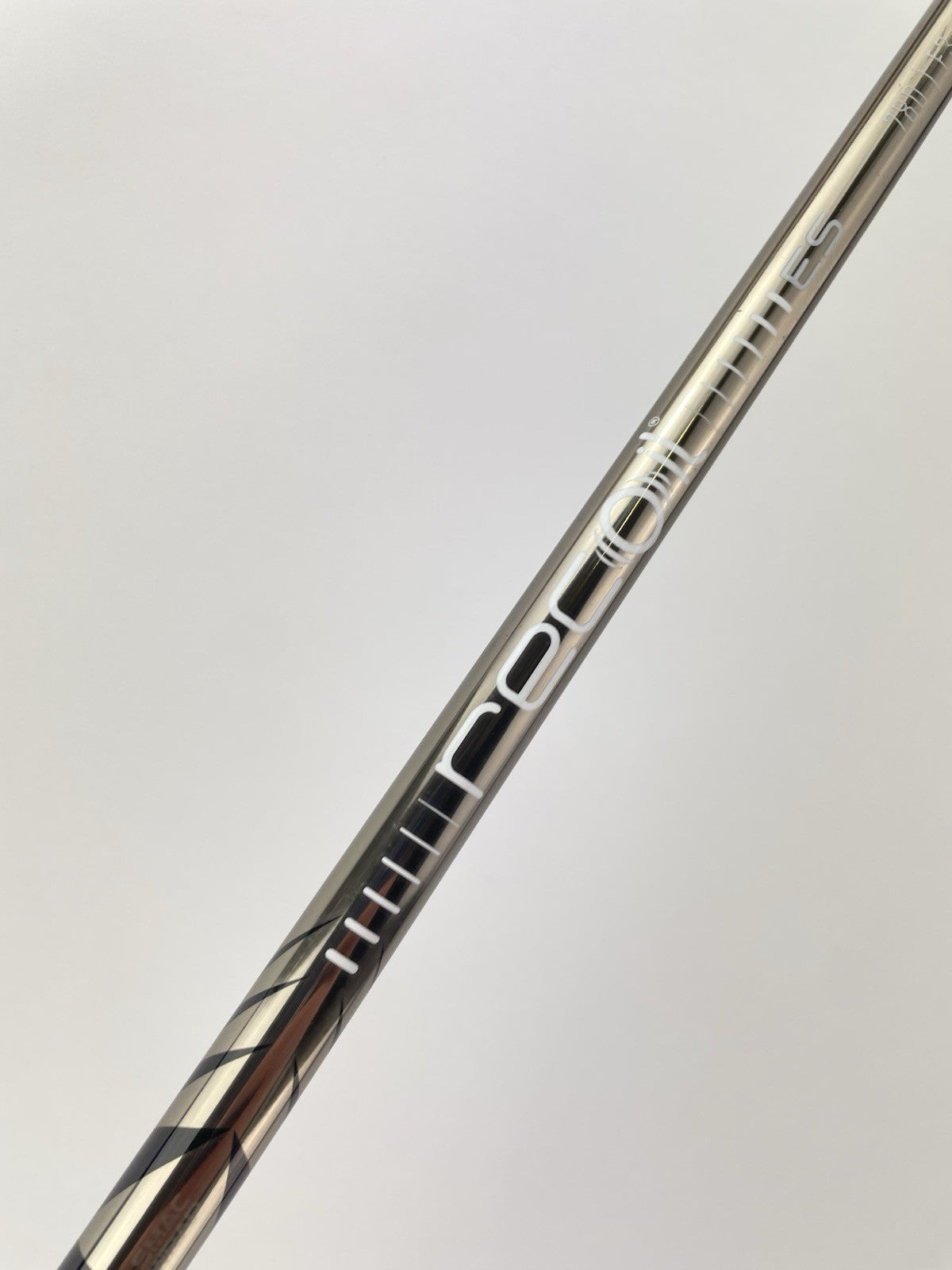 UST Recoil Iron Shaft ES 780 Regular Flex Graphite 35.5” /0.355 Tapered /300184