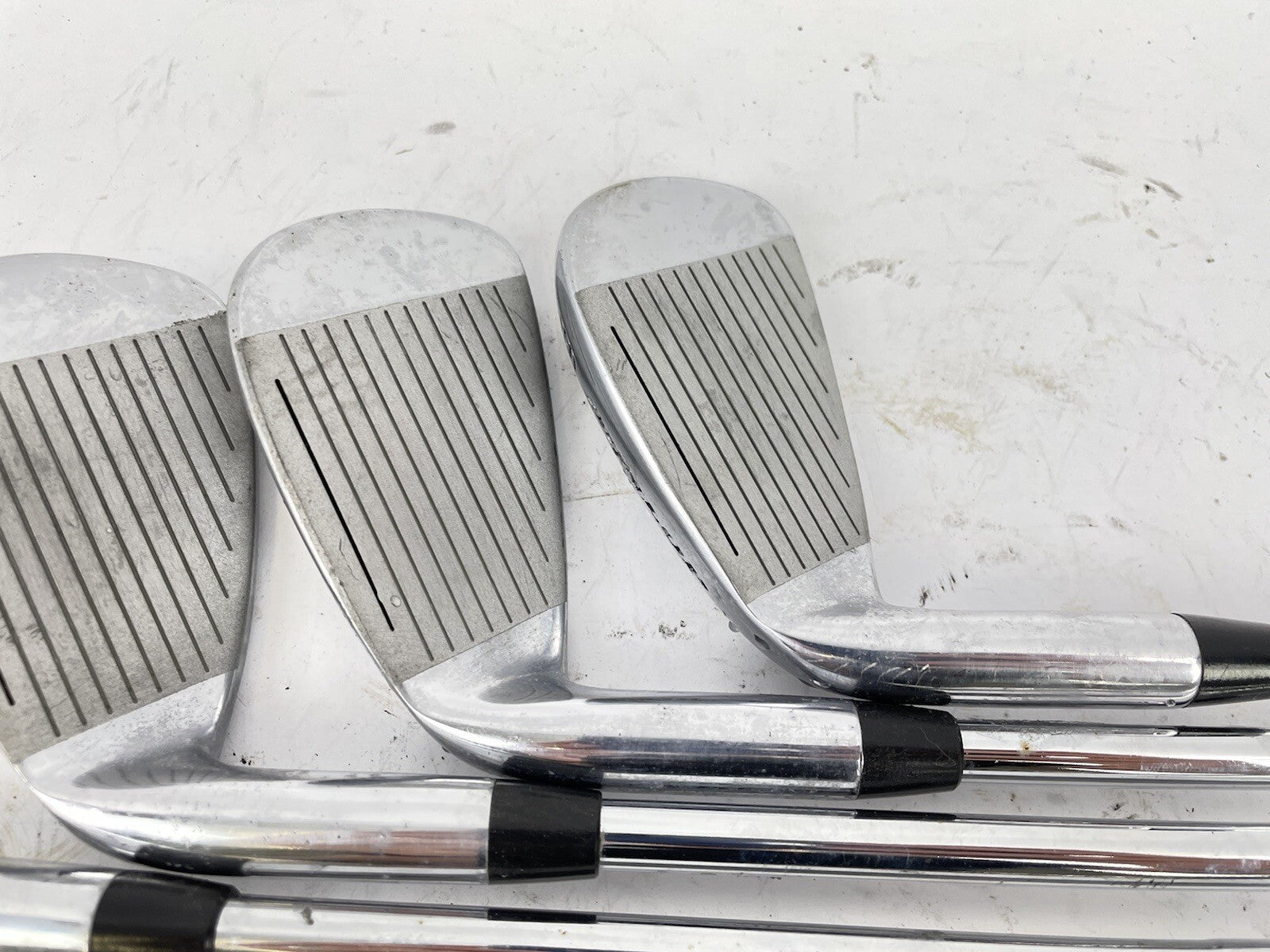 Dunlop Golf DDH Irons 6-PW Regular Flex Steel /Right Handed /41094