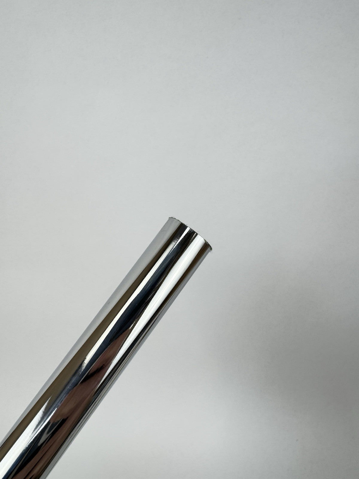 Dynamic Gold 115 Iron Shaft Mid R300 Regular Steel / 35” /0.355 Tapered /3379110
