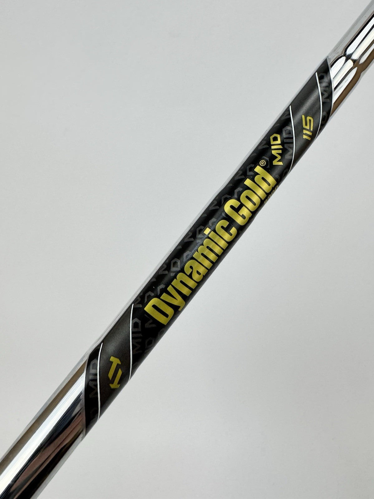Dynamic Gold 115 Iron Shaft Mid R300 Regular Steel / 35” /0.355 Tapered /337912