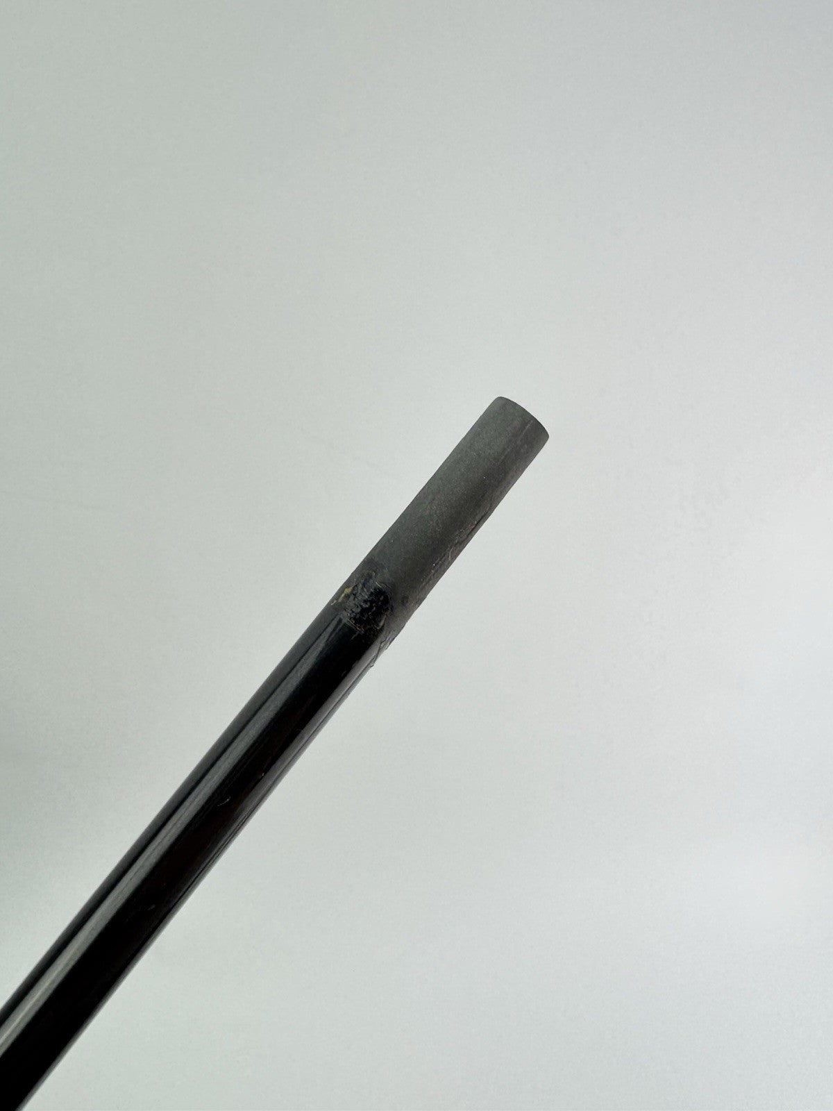 Fujikura Atmos Iron Shaft Regular Flex Graphite 36” /0.355 Tapered /305949