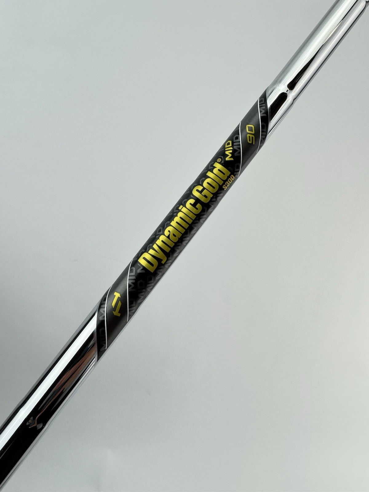 Dynamic Gold 90 Mid Iron Shaft Stiff Flex Steel 35” /0.370 Parallel /305760