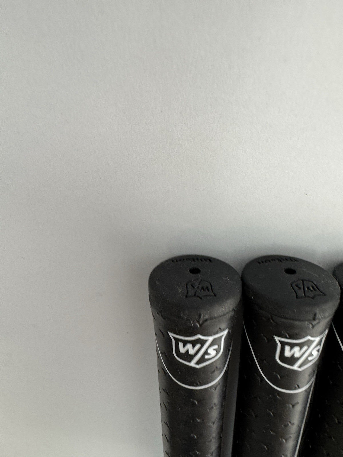 Wilson Staff Ladies Golf Grips (3) Black /Pulled /336855
