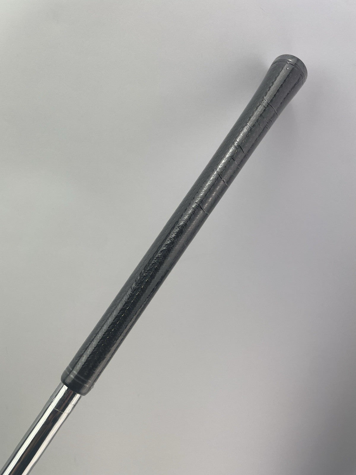 Dynamic Gold DST 98 Iron Shaft Regular Flex Steel 35.75 /0.355 /Lamkin /302549