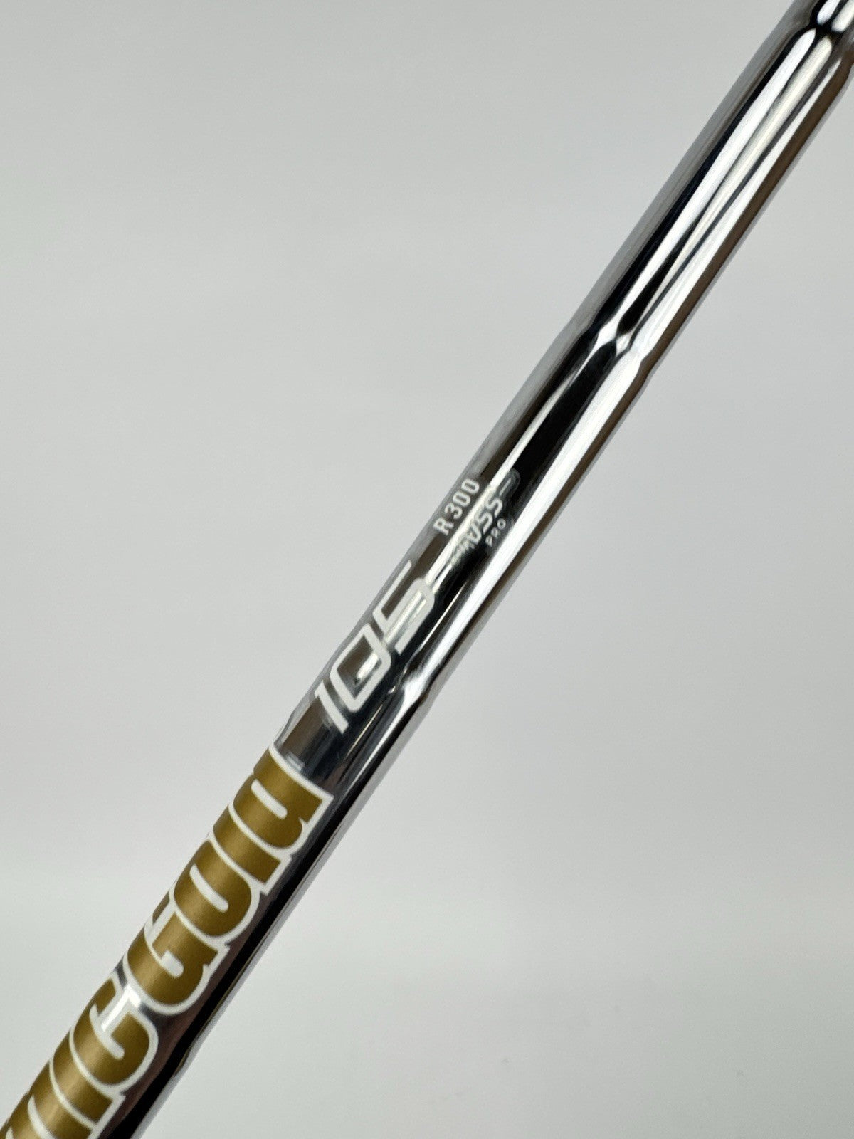Dynamic Gold 105 Iron Shaft Vss Pro R300 Regular Flex Steel 35.25” /0.355 /317696