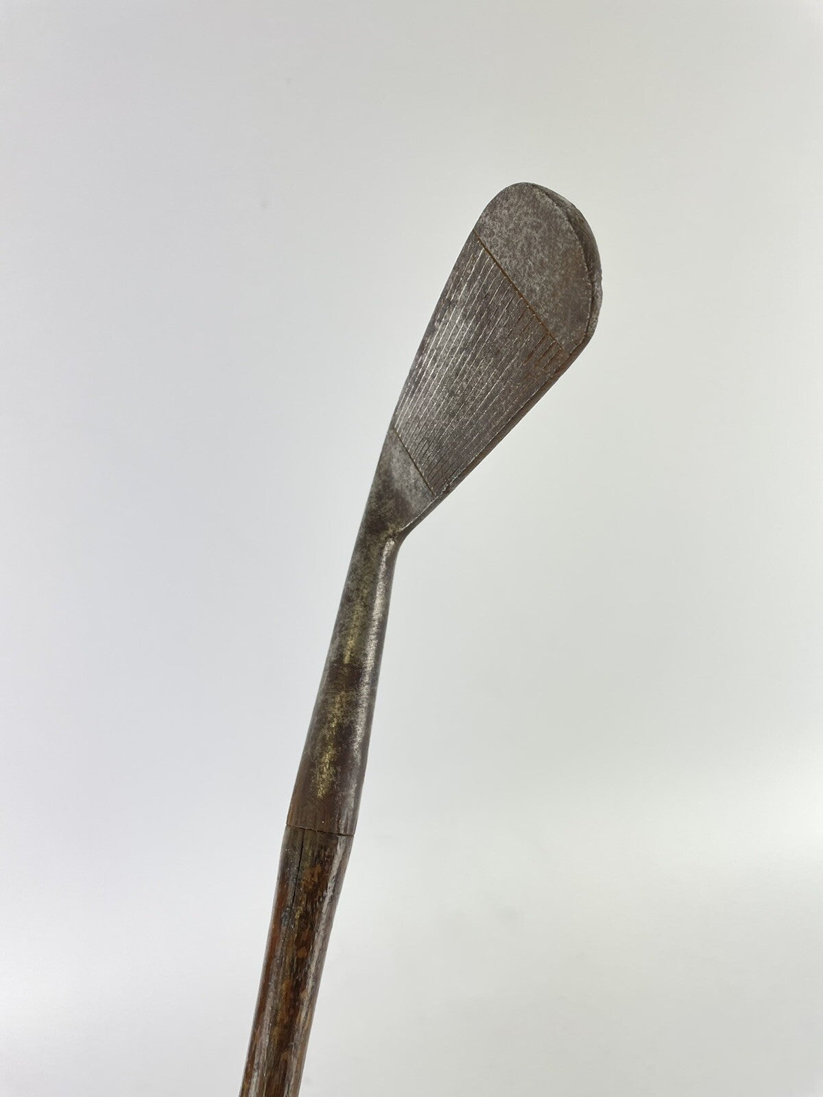 Hickory Club Iron “Thins” Dundee Standard 38.25” /Right Handed /11435