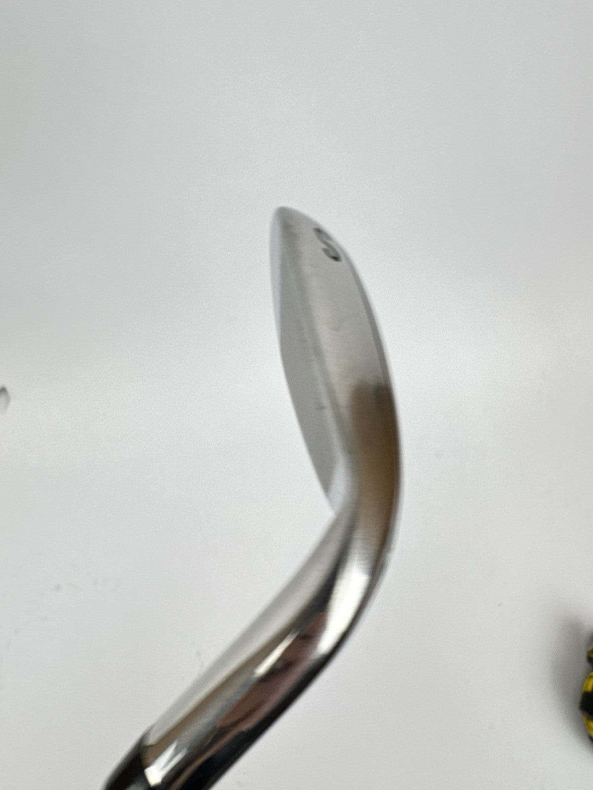 Callaway Mavrik Sand Wedge Left Handed Elevate 105 Regular Steel /Mid Grip/325996