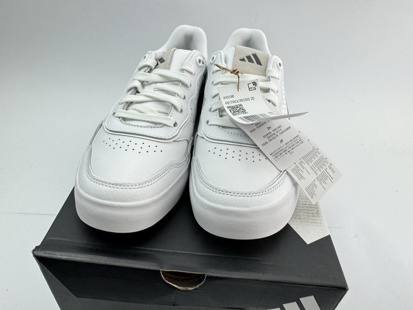 Adidas Golf Shoes Retrocross 25 Spikeless UK 7 /White /New /284775