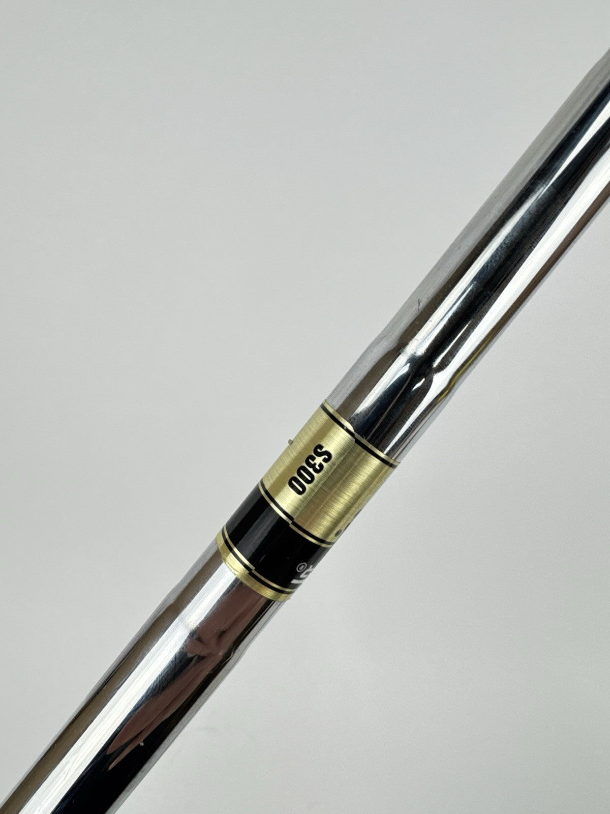 Dynamic Gold S300 Iron Shaft Stiff Flex Steel 35.25” /0.370 Parallel /331326