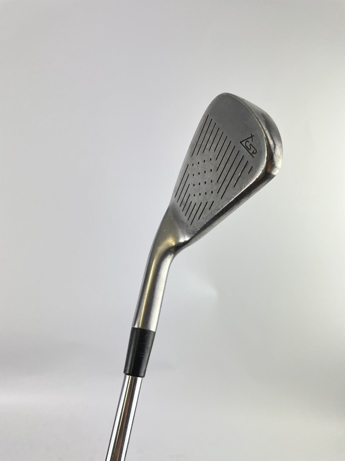 Wilson Snead HT 4 Iron Regular Flex Steel/ Right Handed/ New Grip/ 30208