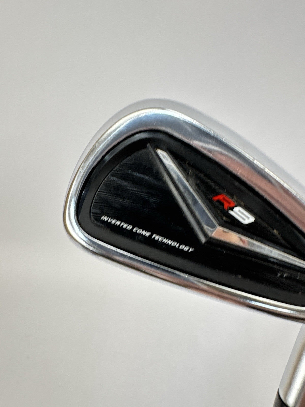 Taylormade R9 6 Iron KBS Tour 90 Regular Steel /Right Handed /New Grip /347903