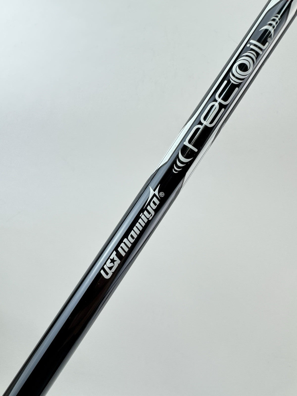 UST Recoil Dart Iron Shaft 65 Stiff Flex Graphite 36.25 /0.370 Parallel /243231