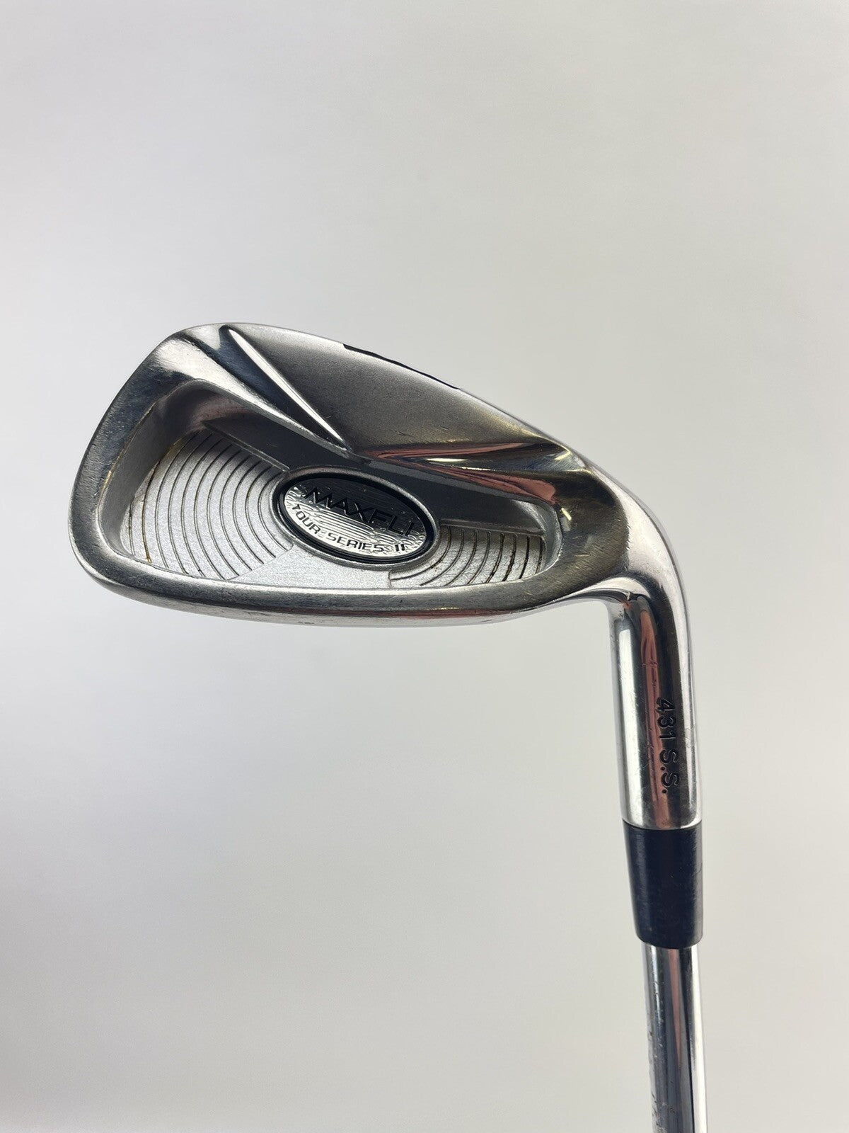 Maxfli Golf 8 Iron Tour Series Regular Flex Steel /Right Handed /New Grip /179040