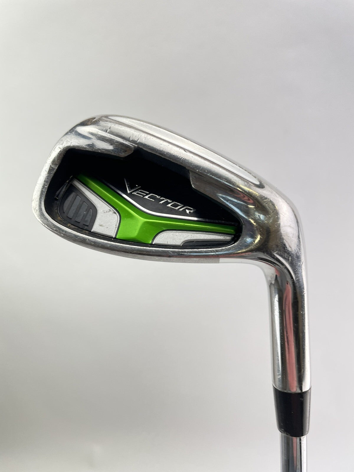 Wilson Golf 8 Iron Vector Regular Flex Steel /Right Handed /New Grip /211810