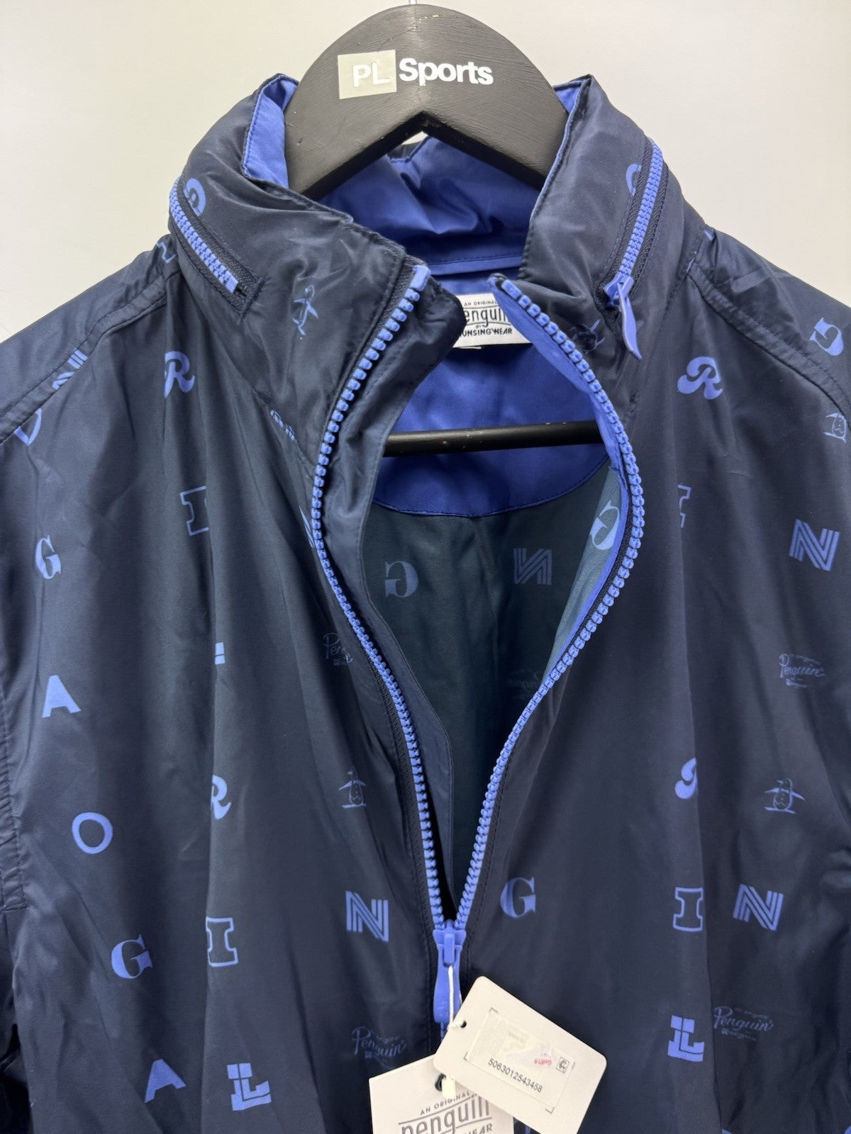 Penguin Original Golf Wind Jacket Logo Print Hood Lightweight UK Small /298243