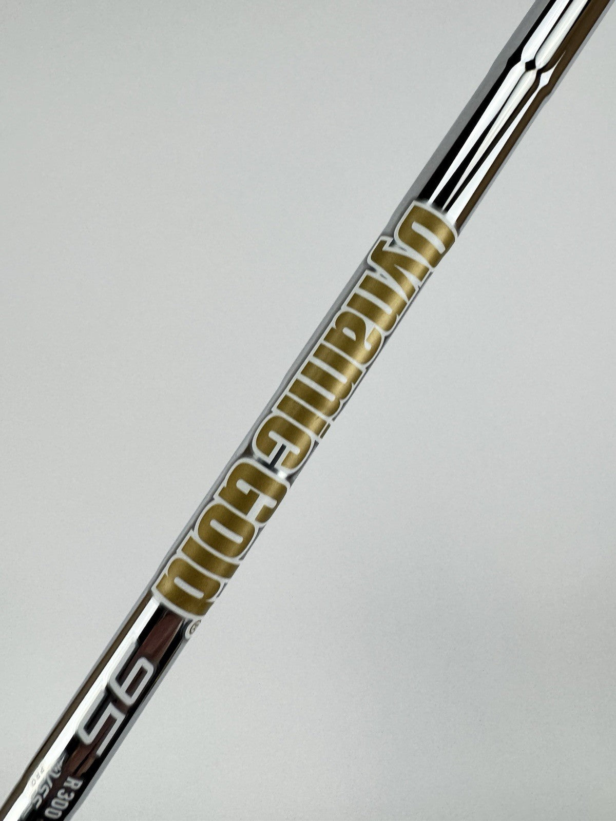 Cobra DS Adapt 6 Iron Dynamic Gold 95 R300 Regular Steel /New Shaft /3249414