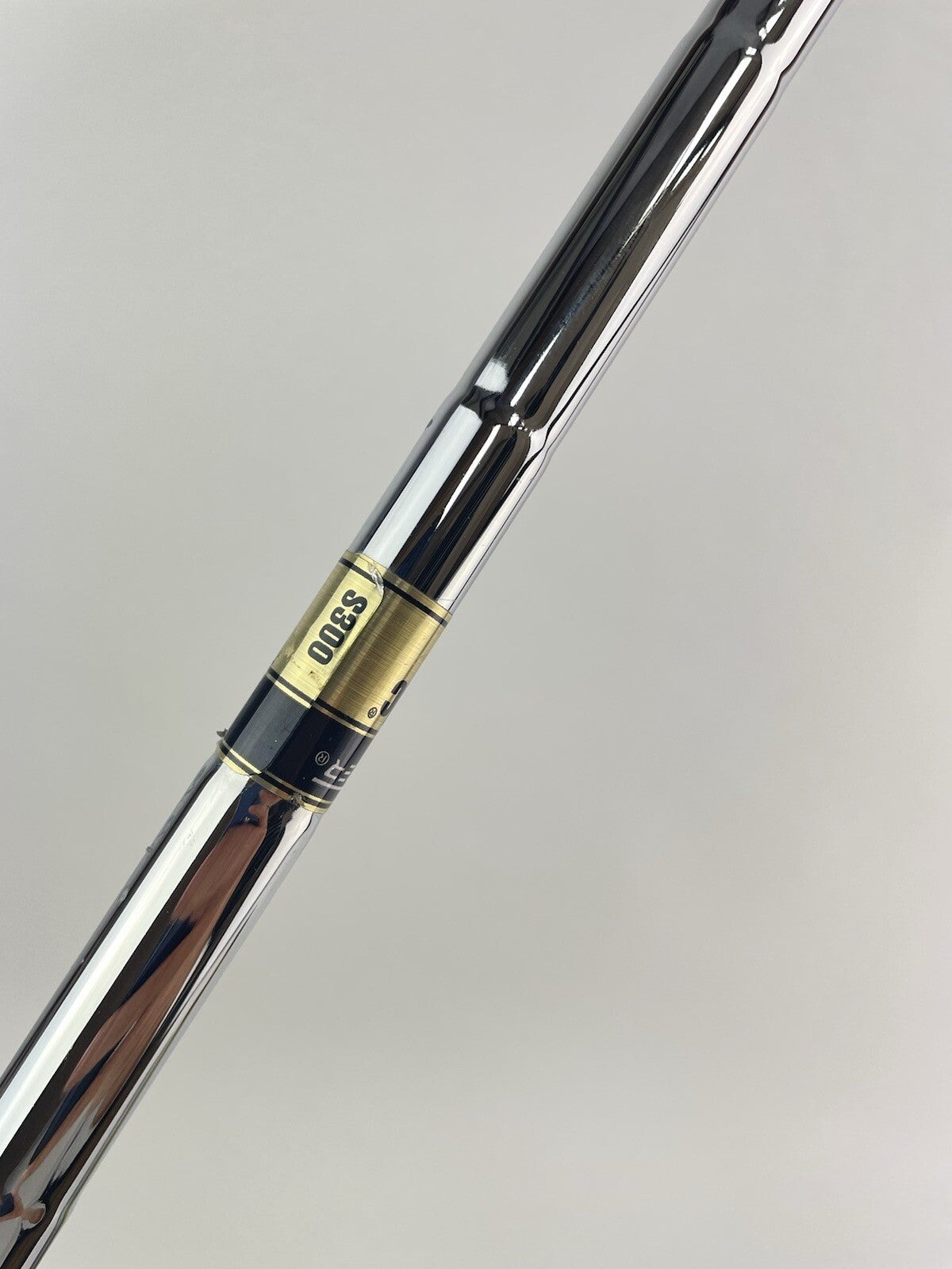 Dynamic Gold S300 Iron Shaft Stiff Flex Steel 35" /0.370 Parallel /188196