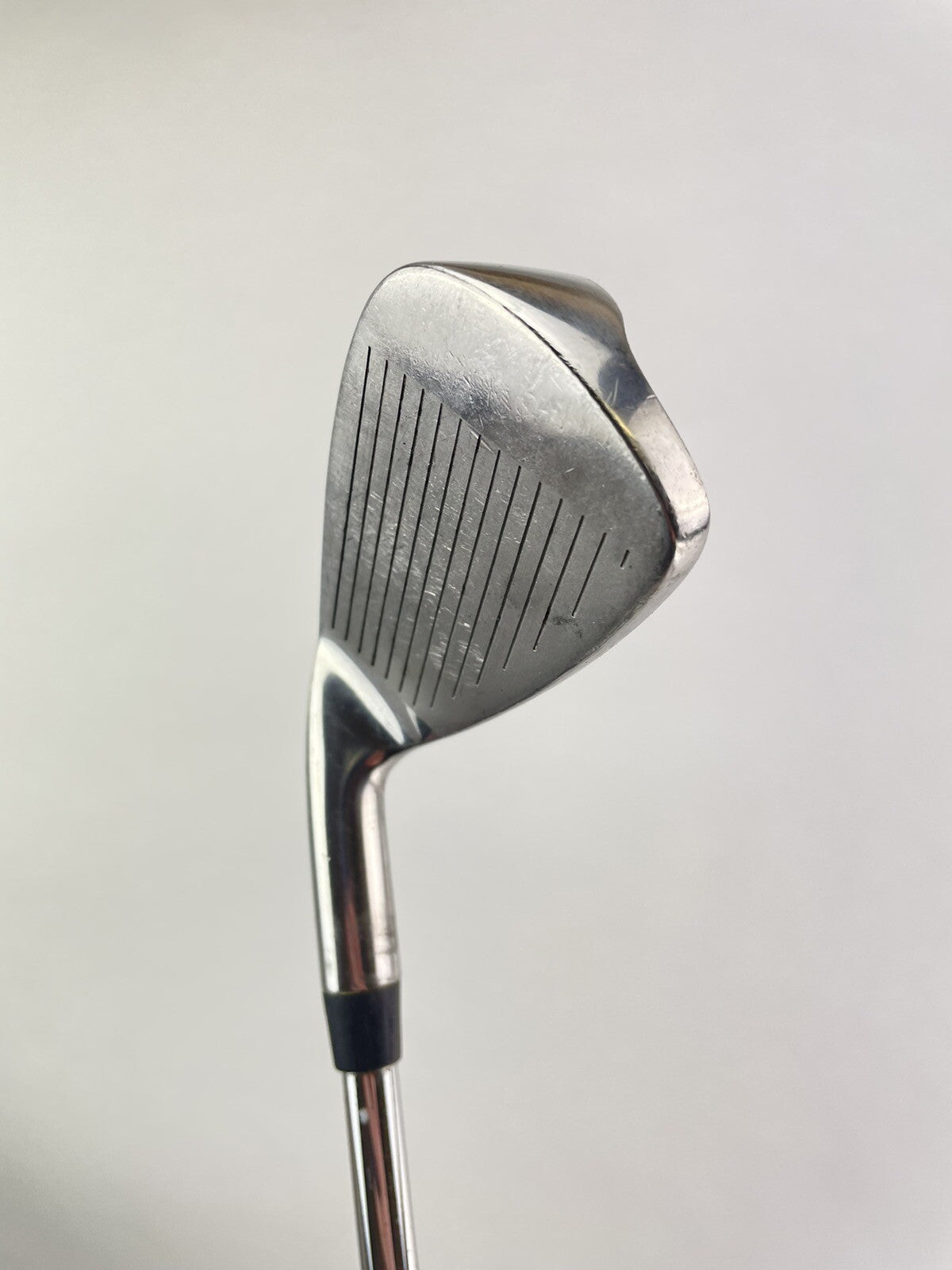 Wilson Golf 6 Iron Mens Regular Flex Steel /Right Handed /New Grip /2060414