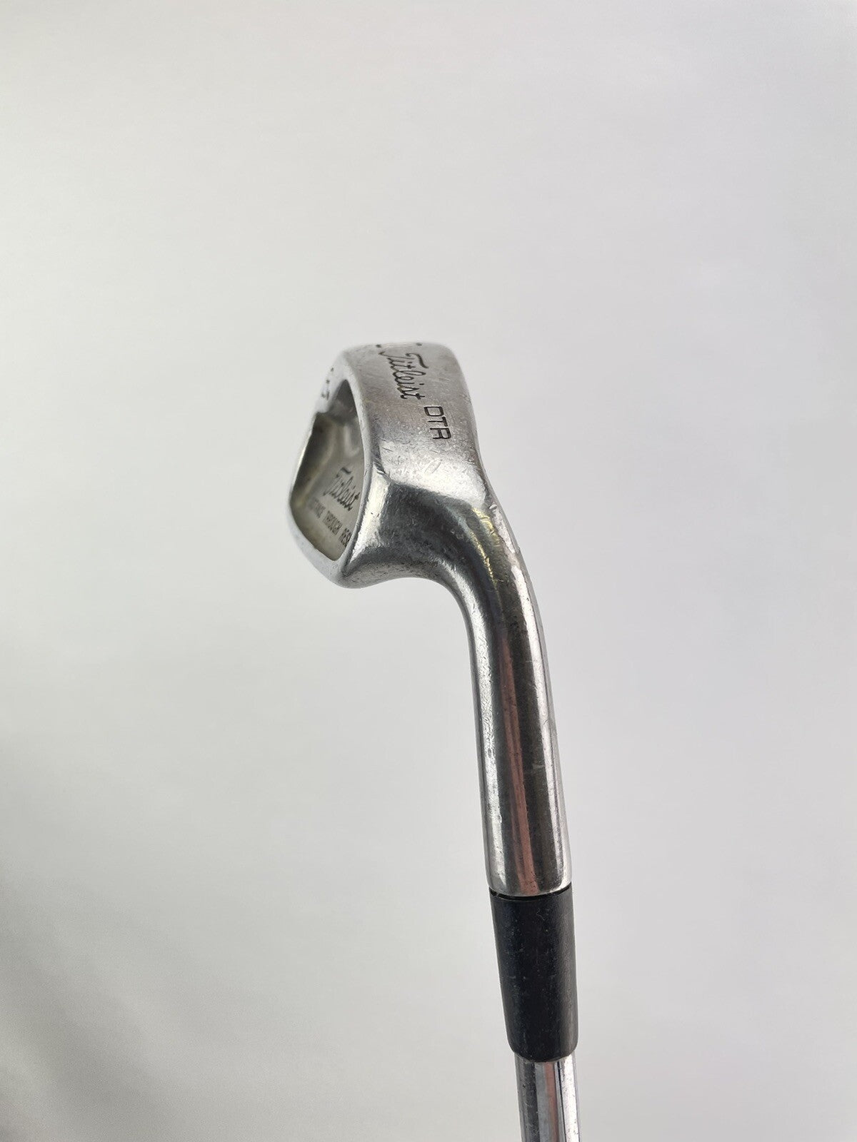 Titleist DTR 9 Iron Black Dot /Regular Flex Steel /Right Hand /New Grip /205685