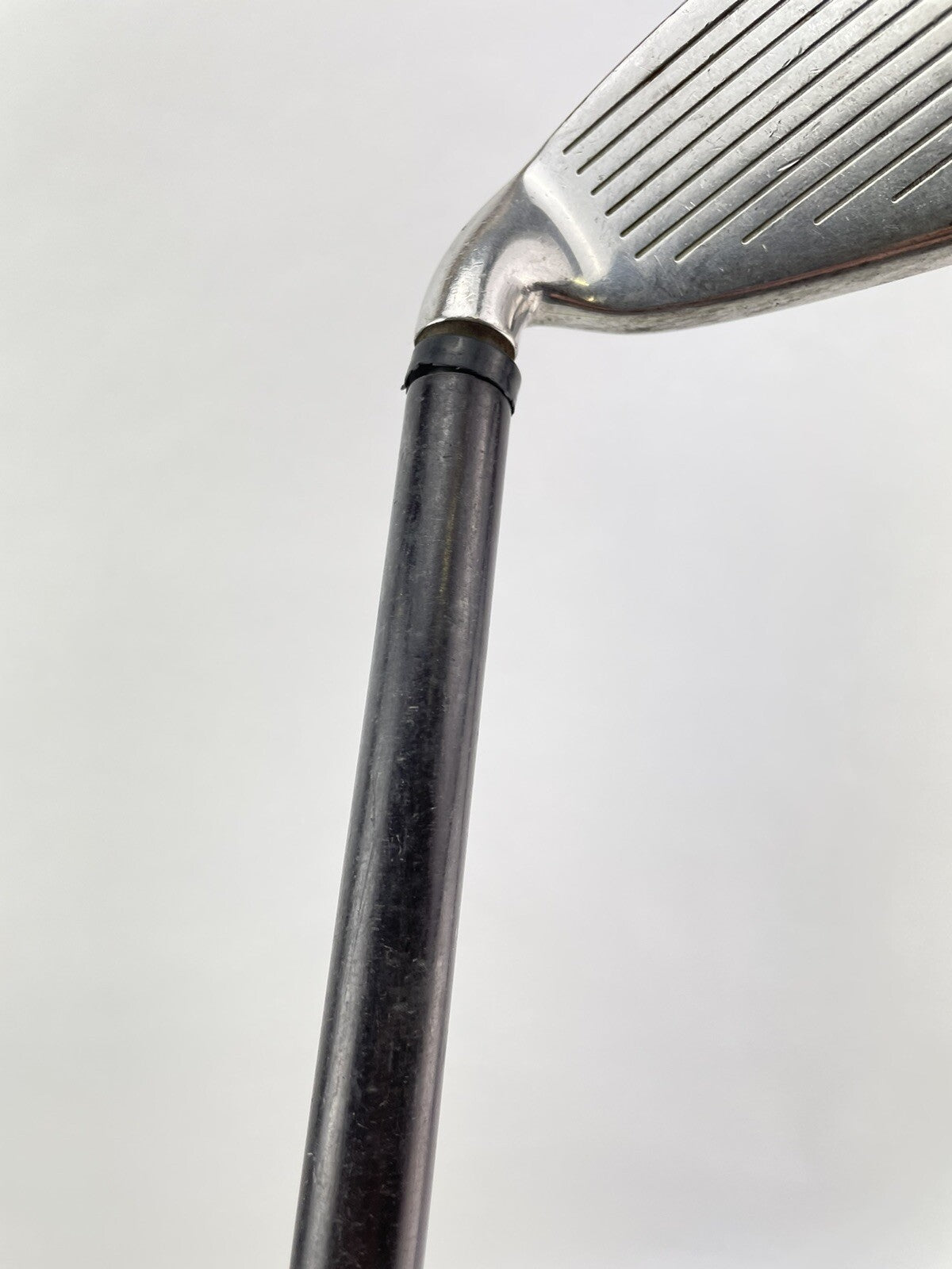 Wilson 3 Iron Deep Red Fatshaft Stiff Flex Graphite /Right /New Grip /2115219