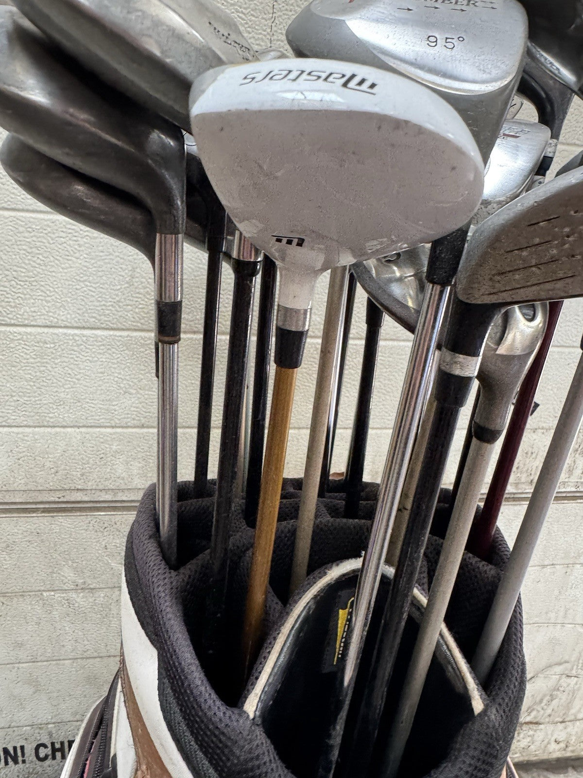 Joblot Golf Driver Fairway Wood Mens Ladies Driving Range Bundle /359086
