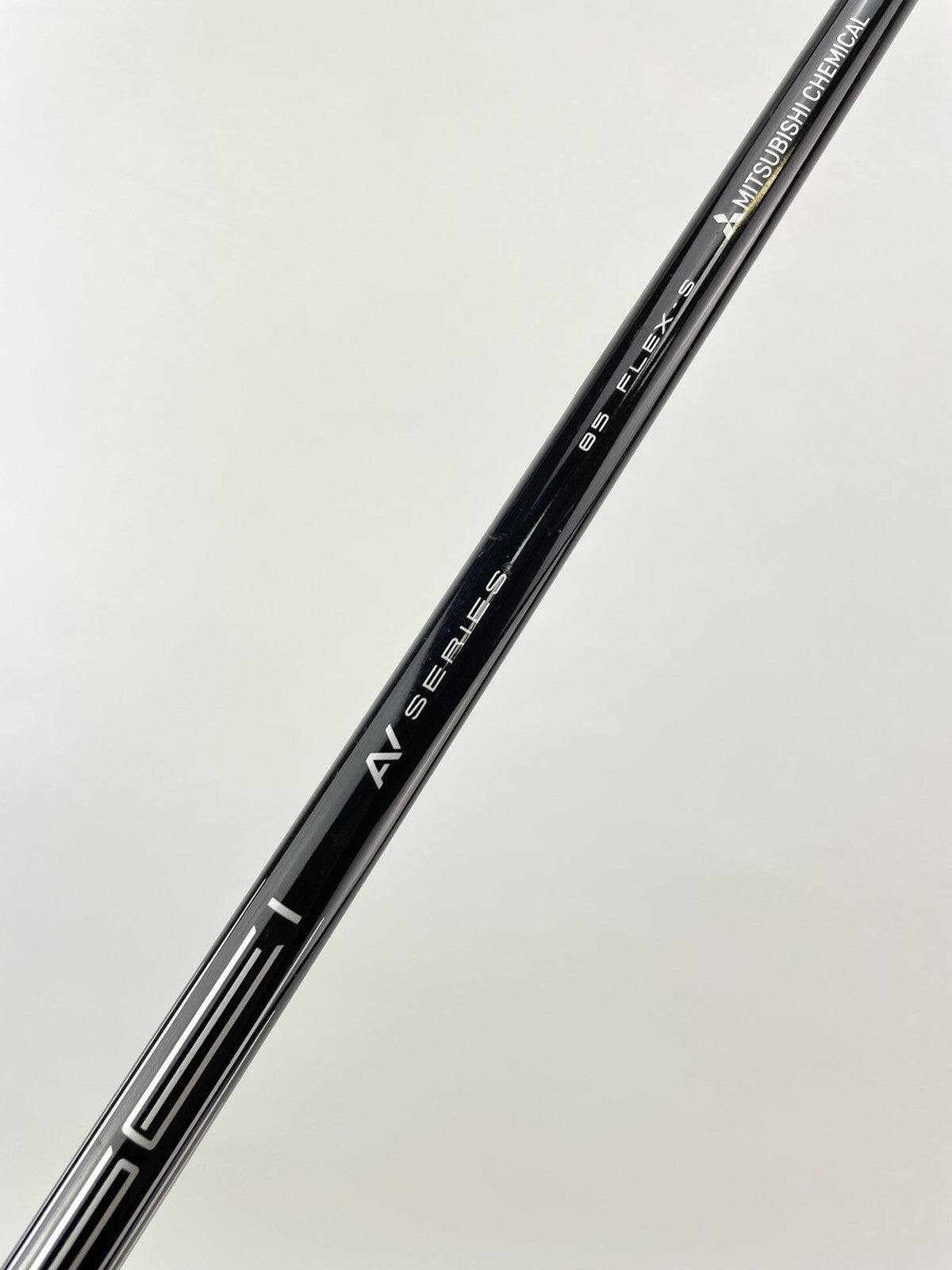 Tensei White Iron Shaft AV Stiff Flex Graphite 35" /0.370 Parallel /192433