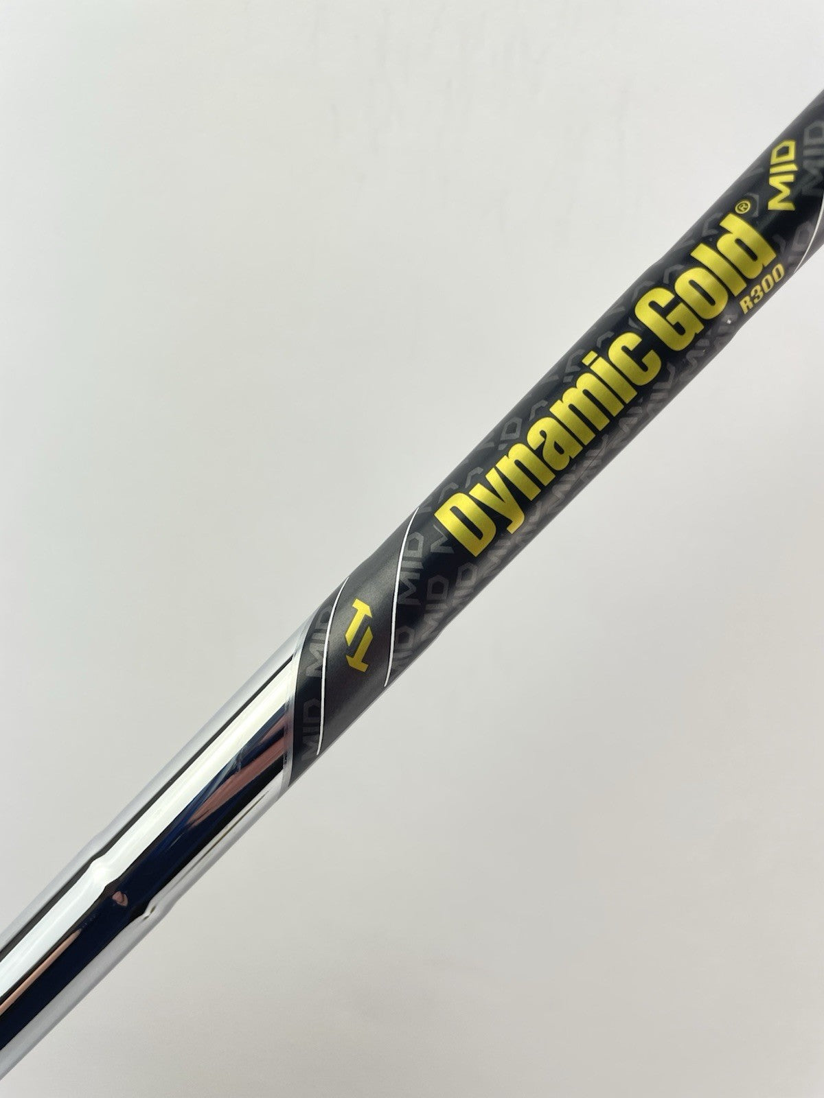 Dynamic Gold Mid 100 Iron Shaft R300 Regular Flex Steel 35.5" /0.355 /316131