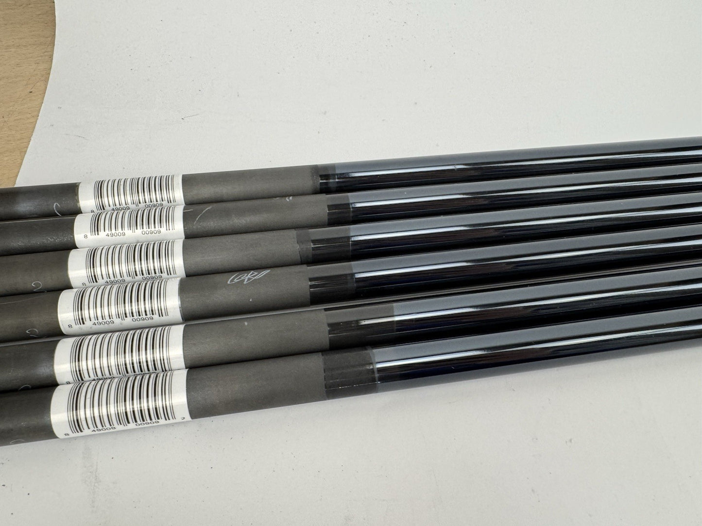 UST Recoil Dart Iron Shaft Set (6) 75 F2 Senior Graphite 41” /0.370 Parallel7