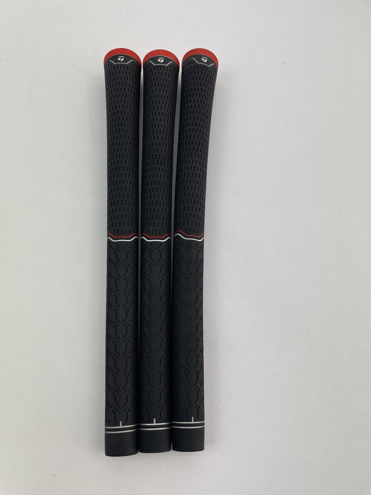 Lamkin Taylormade Golf Grips (3) Standard /Black /Red /Pulled /211693