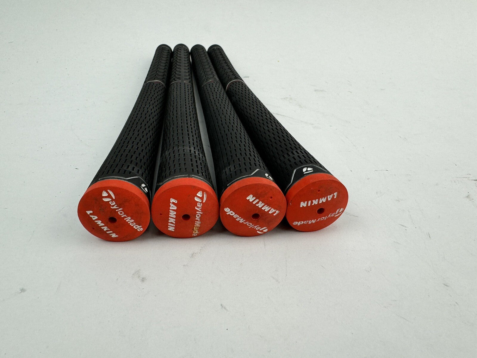 Lamkin Taylormade Golf Grips (4) Standard /Black /Red /Pulled /188868