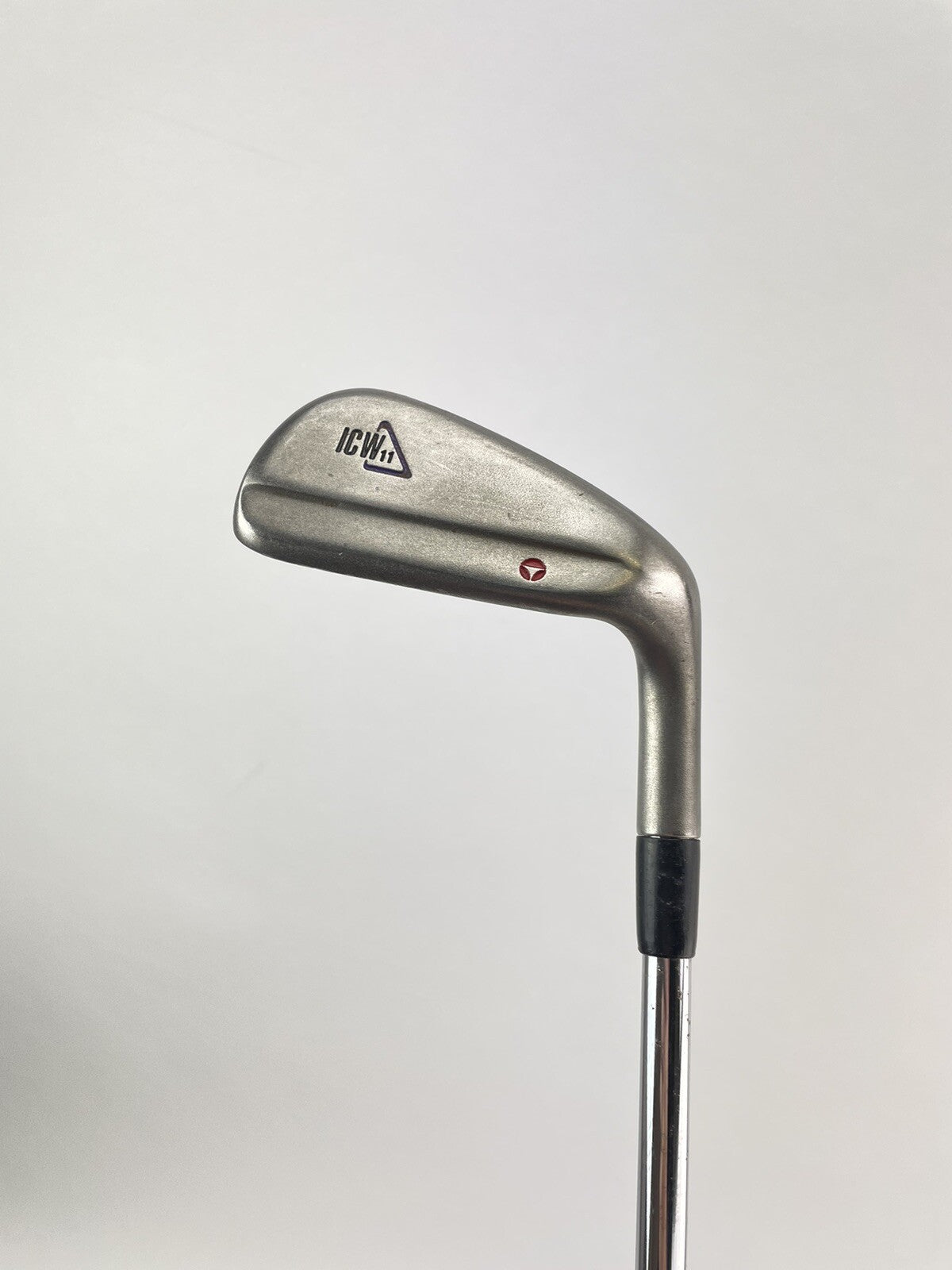 Taylormade Ladies 9 Iron ICW11 Ladies Flex Steel /Right Handed /New Grip /1916118