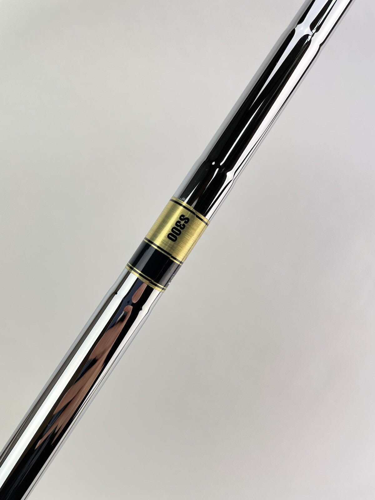Dynamic Gold S300 Iron Shaft Stiff Flex Steel 35" /0.370 Parallel Tip /175024