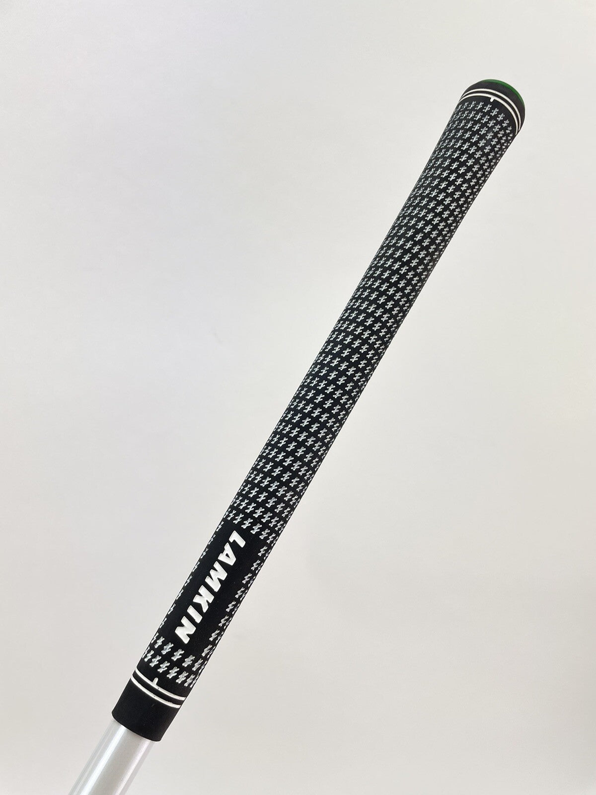 Taylormade Senior Hybrid Shaft Bassara Graphite 39.25” /Lamkin Crossline /162787