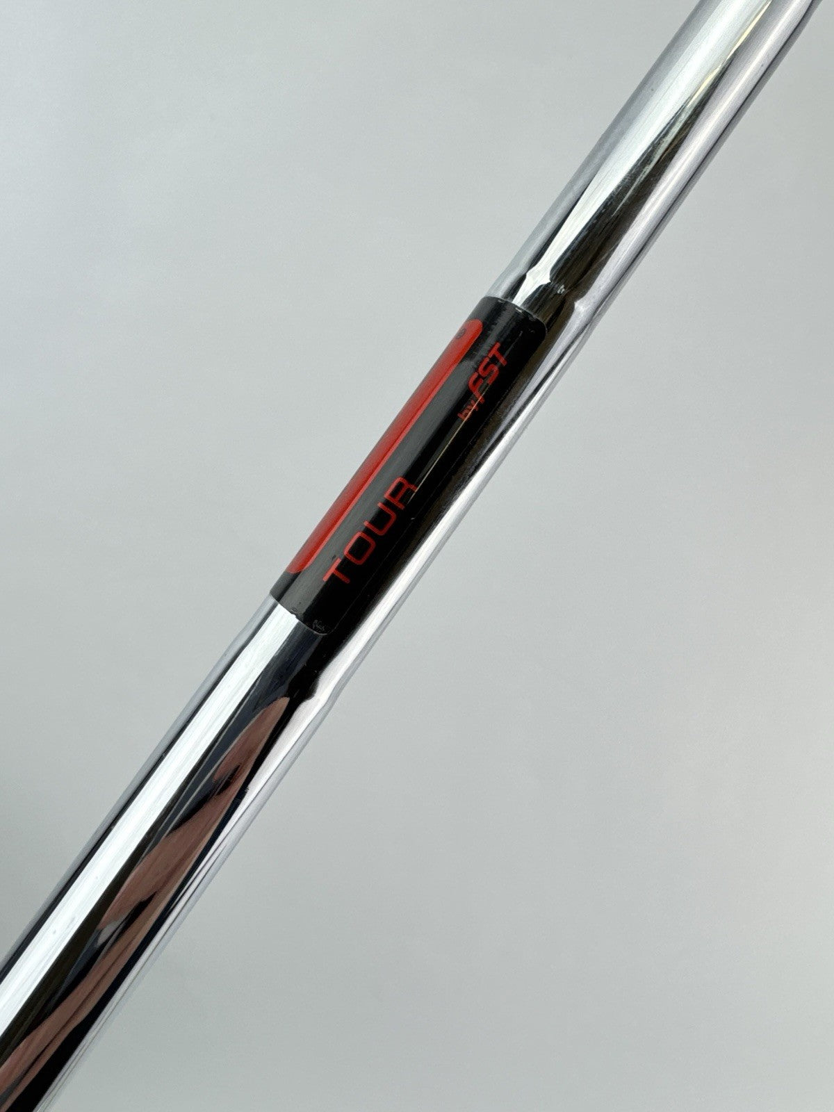 KBS Tour Iron Shaft Stiff Flex Steel 35.50/0.355 Tapered /306344