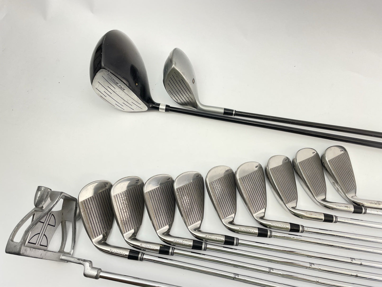 Mens Golf Package Set 12 Clubs Regular Flex /Right /New Grips /Cart Bag /289823
