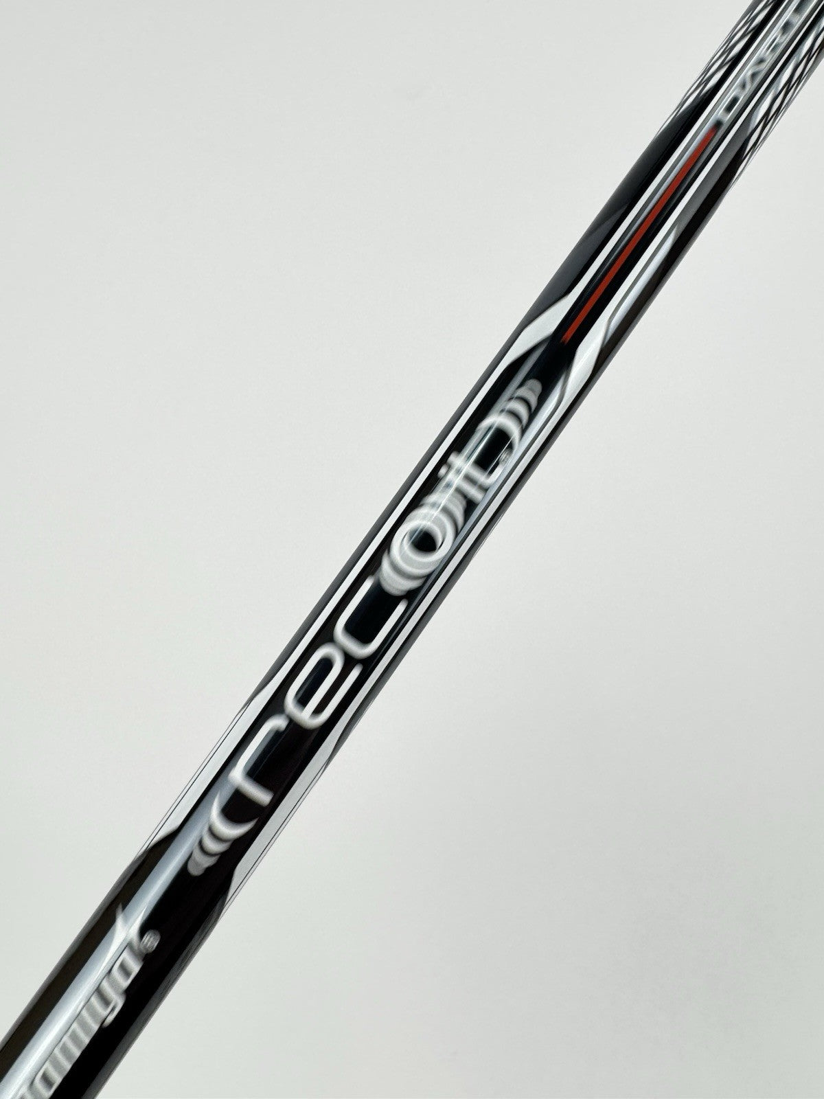 UST Recoil Dart Iron Shaft 65 F2 Senior Flex Graphite 34.5/0.370 Parallel /286252