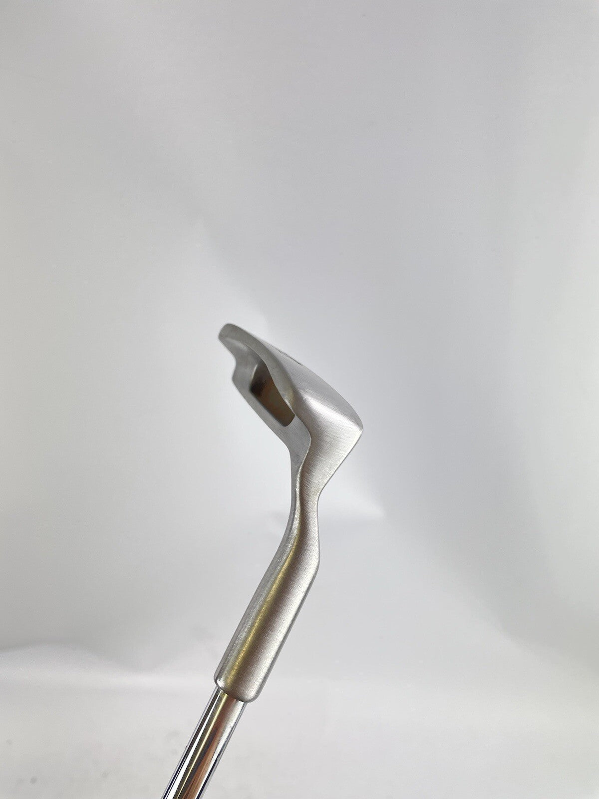 Turin Classic Blade Putter Heel Shafted 35” Right Handed /New Grip /75257