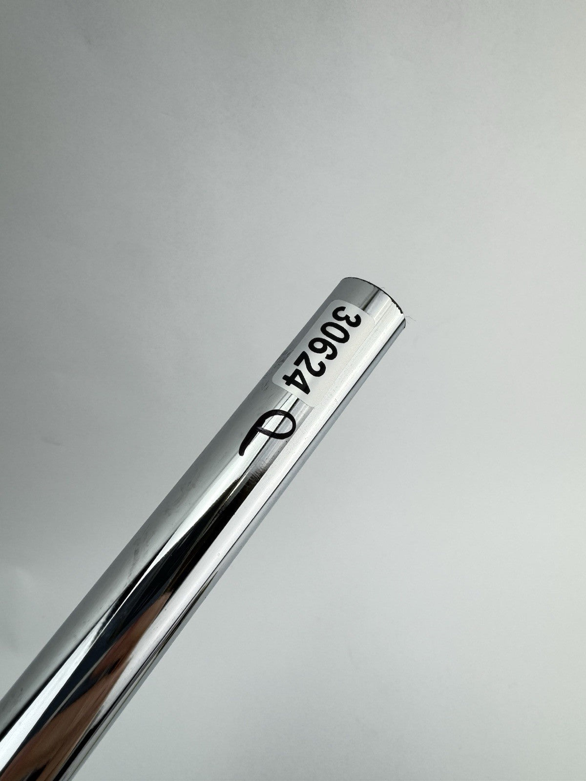 Dynamic Gold Mid 100 Iron Shaft Regular Flex Flex Steel 35”/0.370 Parallel/3062410