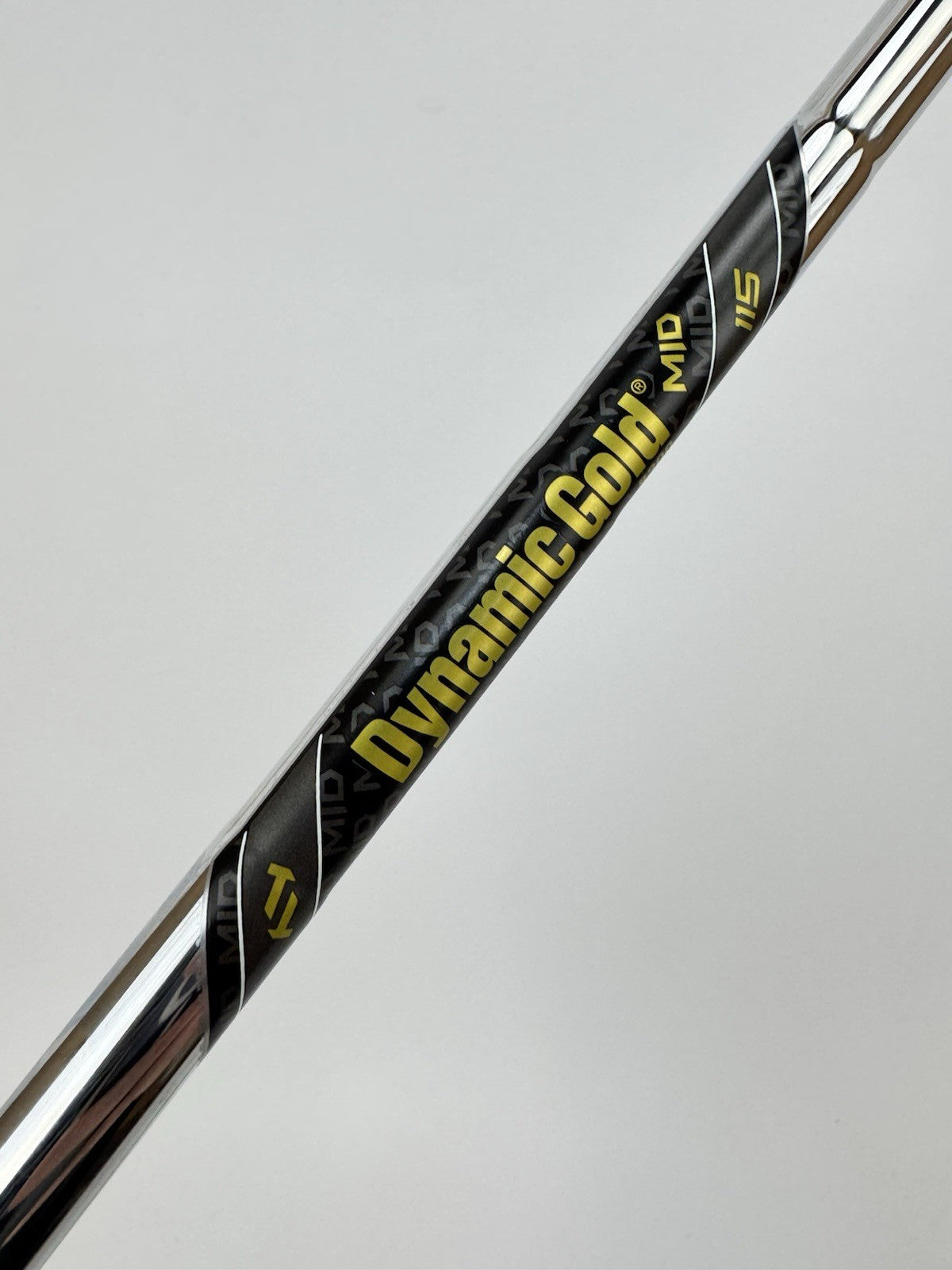 Dynamic Gold 115 Iron Shaft Mid R300 Regular Steel / 35” /0.355 Tapered /337911