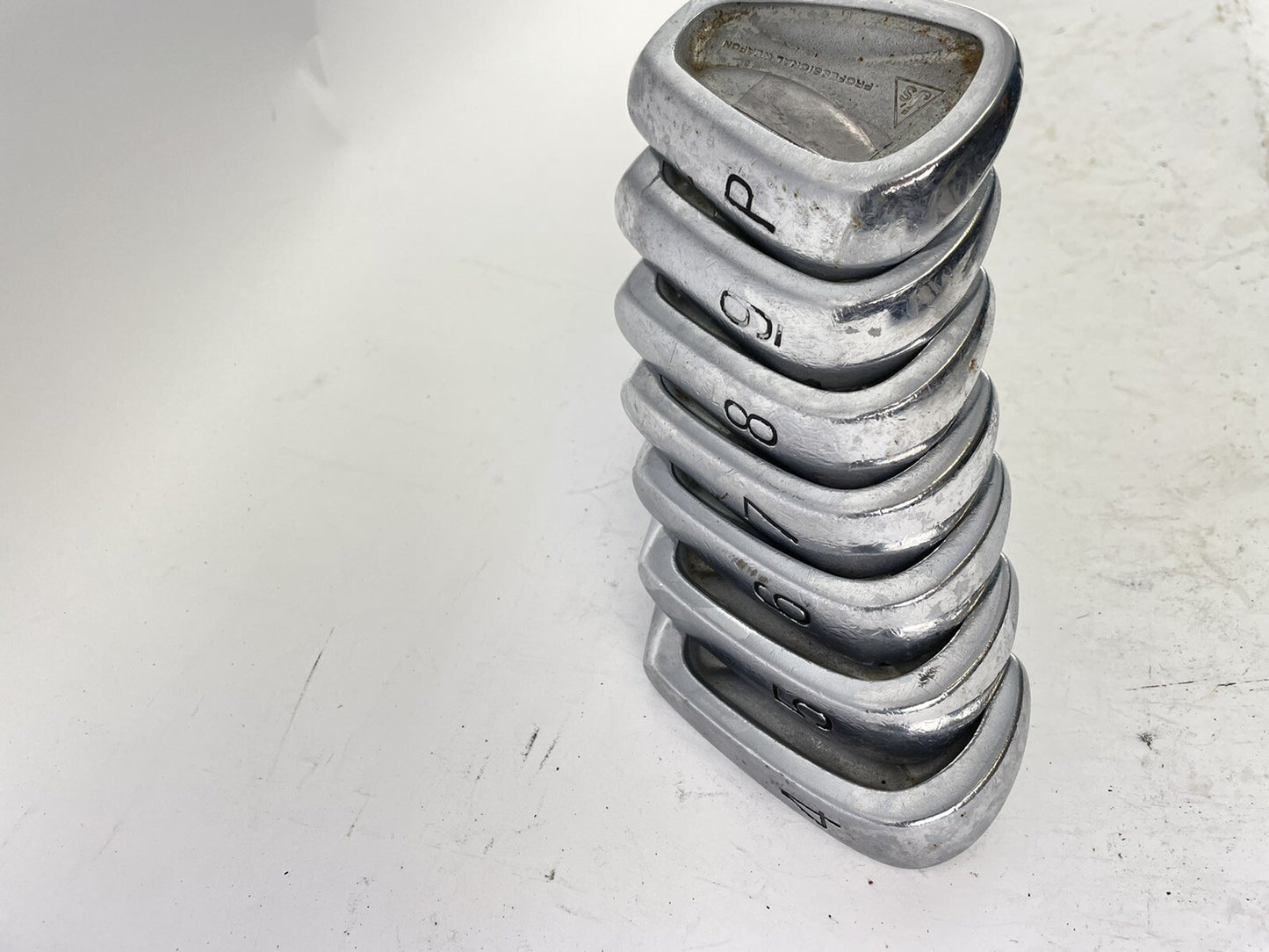 Bridgestone JS Irons Professional 4-PW Forged Regular Graphite /New Grips/33209
