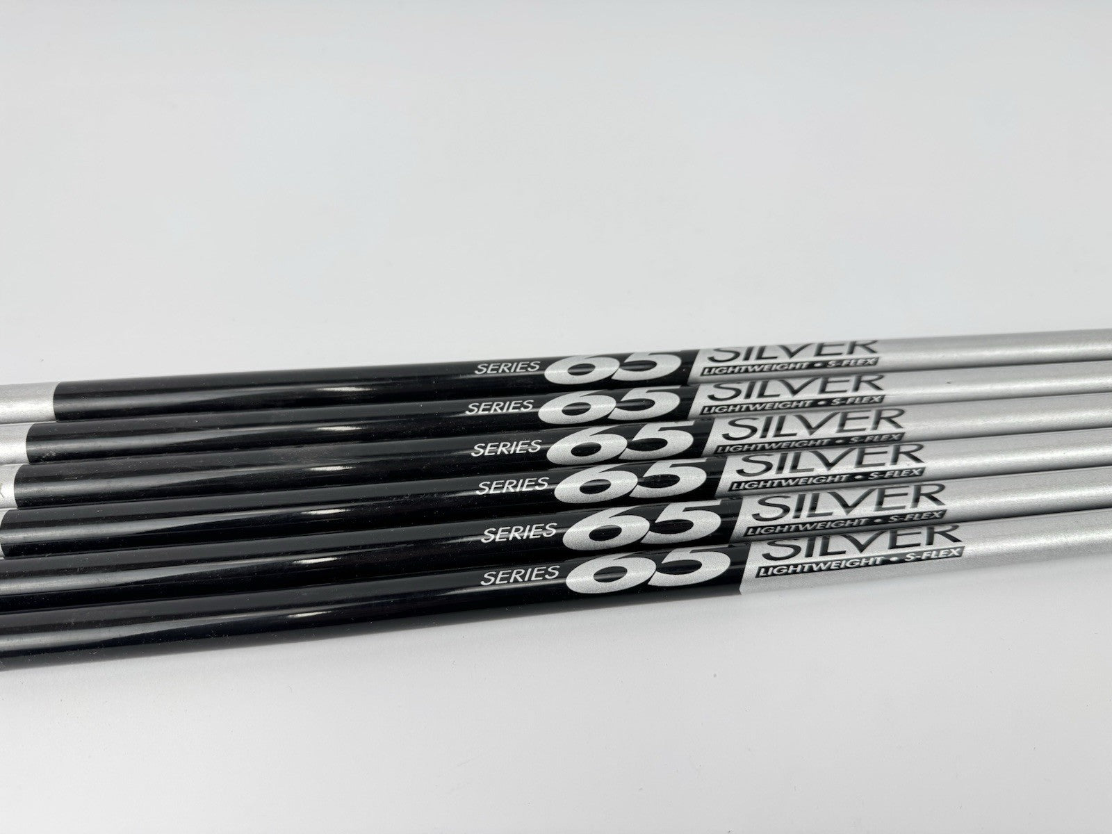 UST Iron Shaft Set (6) 65 Silver Series Stiff Graphite 0.370 Parallel /40”/312330